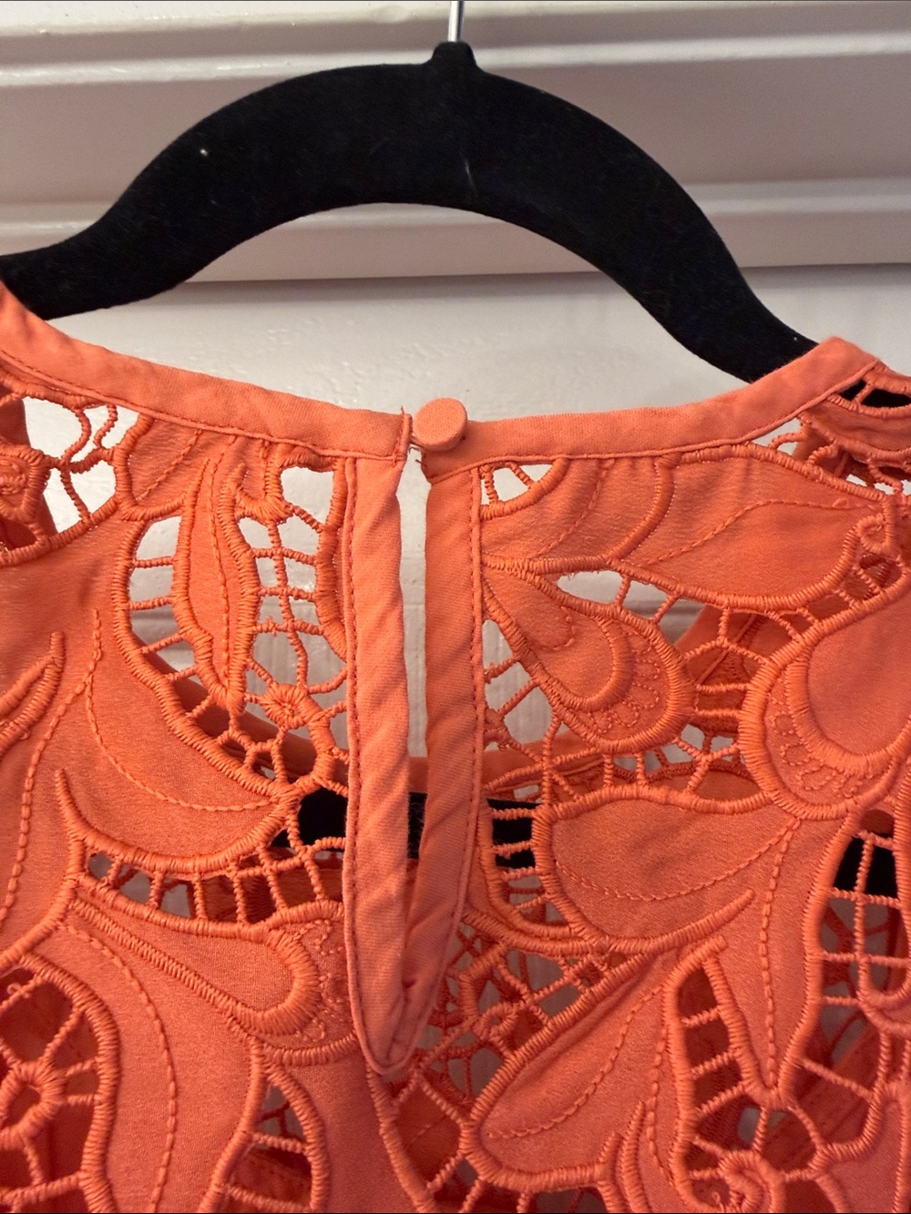 Express Orange Lace Cutout Short Sleeve Blouse - Picture 4 of 6